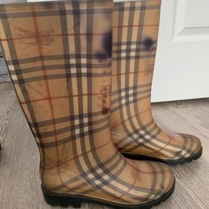 Burberry rain boots